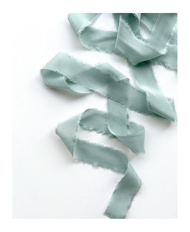 Nastro di seta verde chiaro Nastro di seta verde chiaro