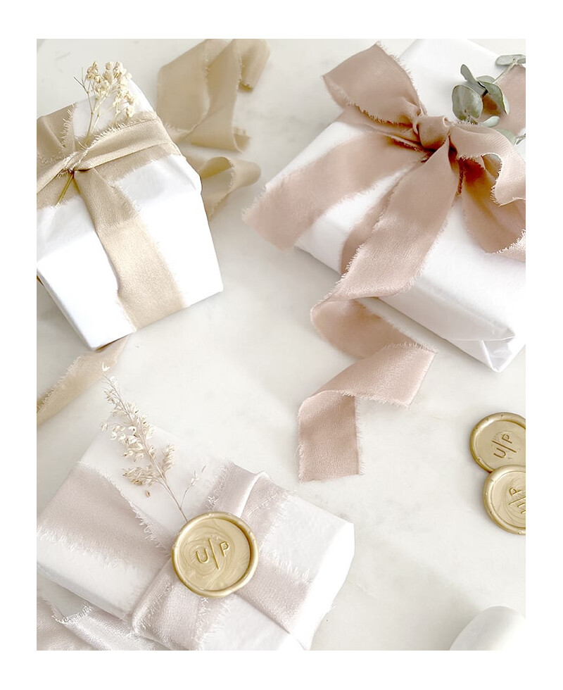 Noeuds en soie naturelle pour cadeaux Noeuds en soie naturelle pour cadeaux
