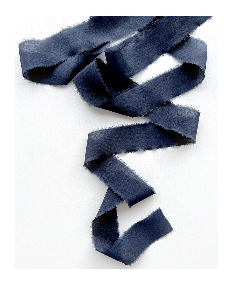 Nastro di seta blu scuro