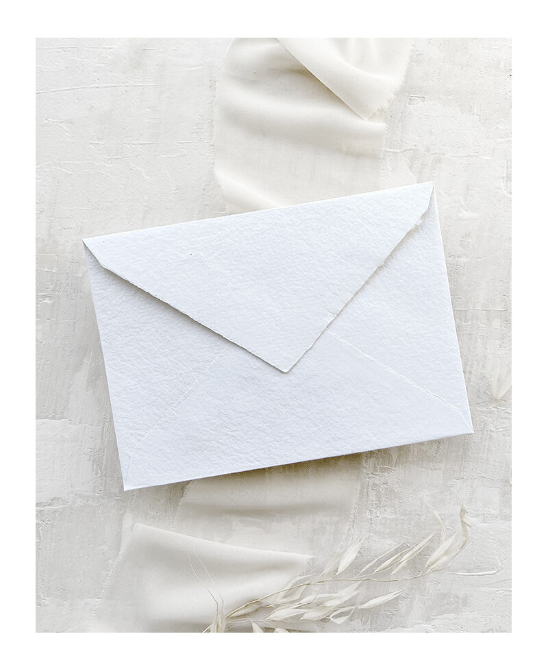 Envelope de algodão branco feito à mão premium Envelope de algodão branco feito à mão premium