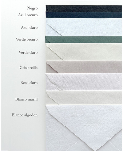 Envelopes artesanais premium em cores diferentes