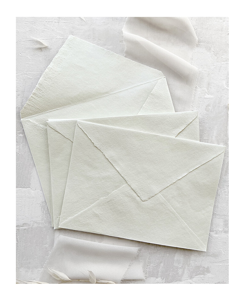 Envelopes feitos à mão de verde claro da mais alta qualidade Envelopes feitos à mão de verde claro da mais alta qualidade