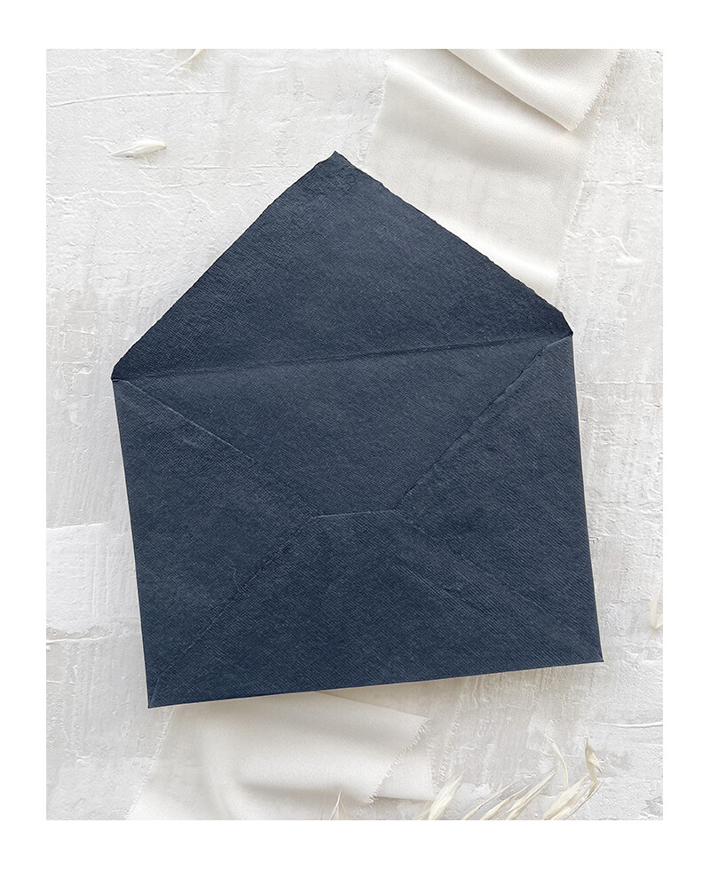 Envelope azul escuro exclusivo feito à mão Envelope azul escuro exclusivo feito à mão
