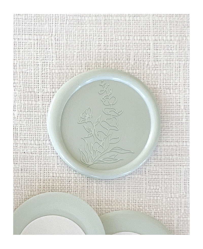 Eucalyptus adhesive wax seal