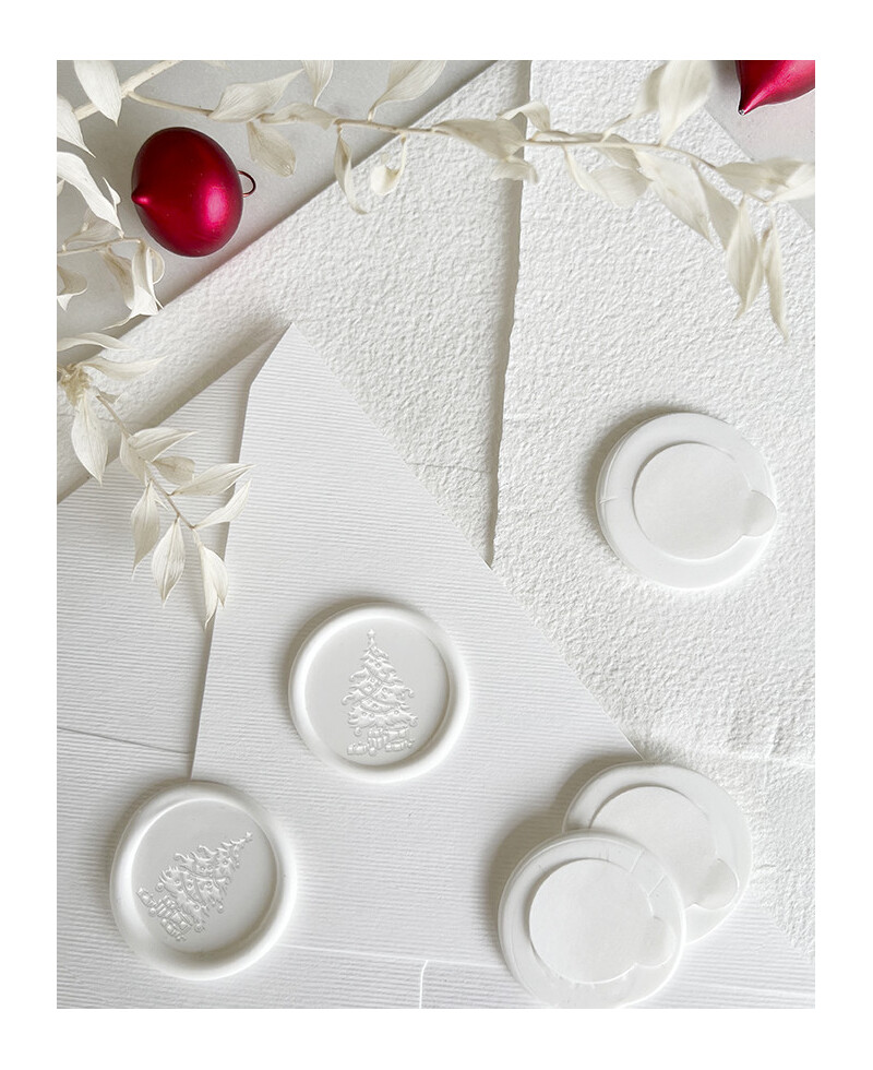 Adhesive sealing seals for Christmas trees Adhesive sealing seals for Christmas trees