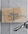 Corde noire et blanche pour les cadeaux