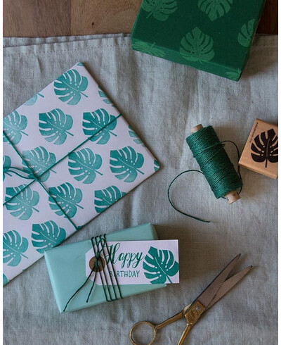 Hilo verde esmeralda para envolver regalos