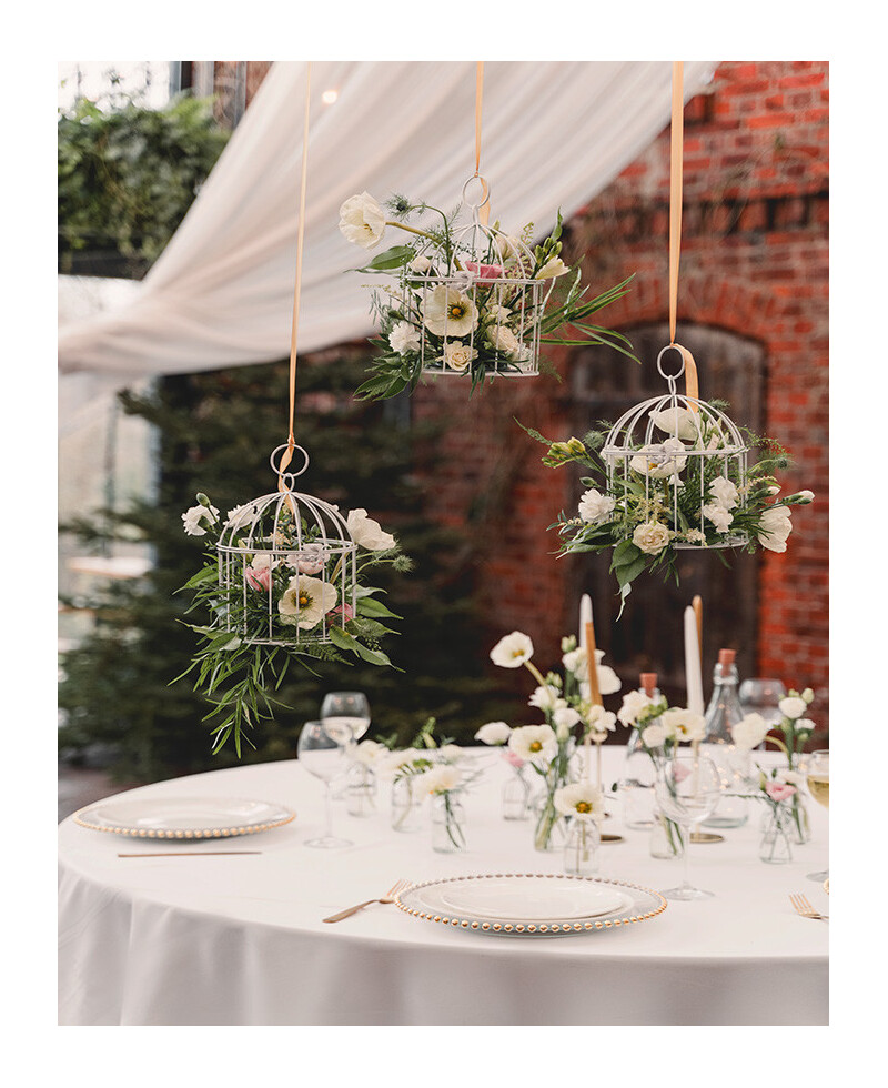 Guirlandas de folhas para decoração de eventos Guirlandas de folhas para decoração de eventos