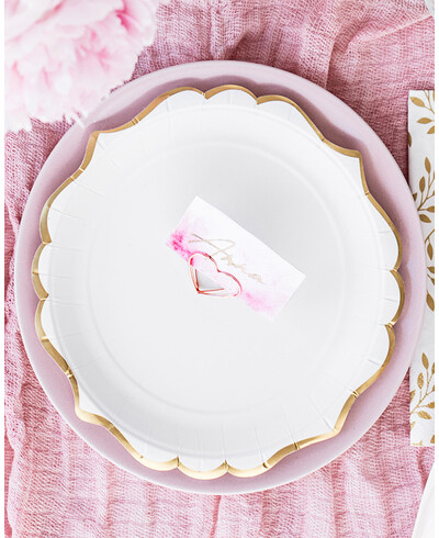 Paper plate with gold rim