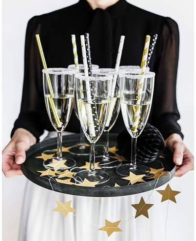 Originelle Papierstrohhalme für Partys
