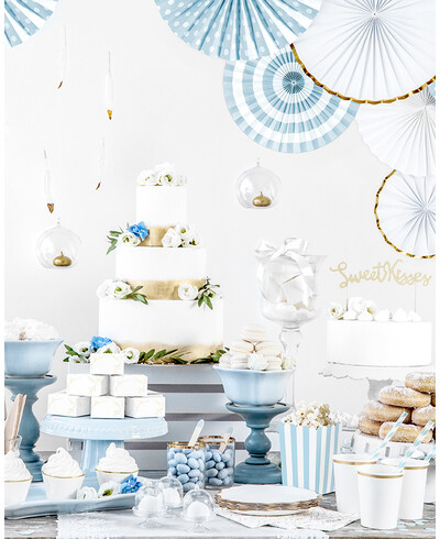 De jolis gobelets en papier doré pour les fêtes