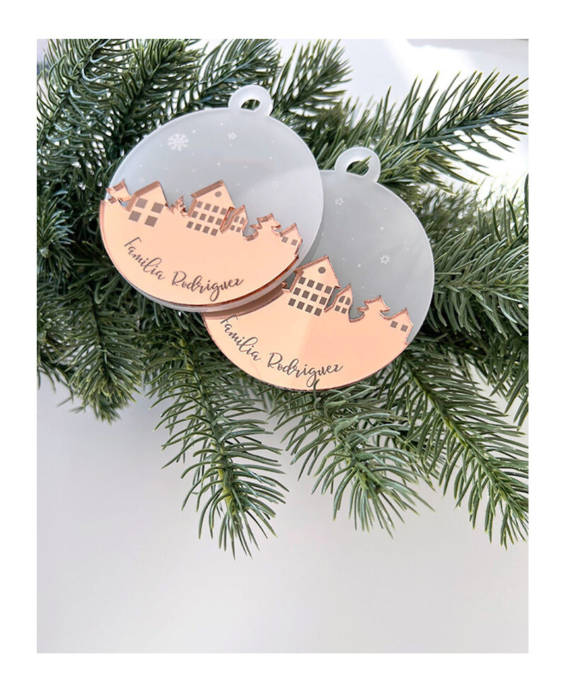 Personalisierte Weihnachtskugeln mit Familiennamen Personalisierte Weihnachtskugeln mit Familiennamen