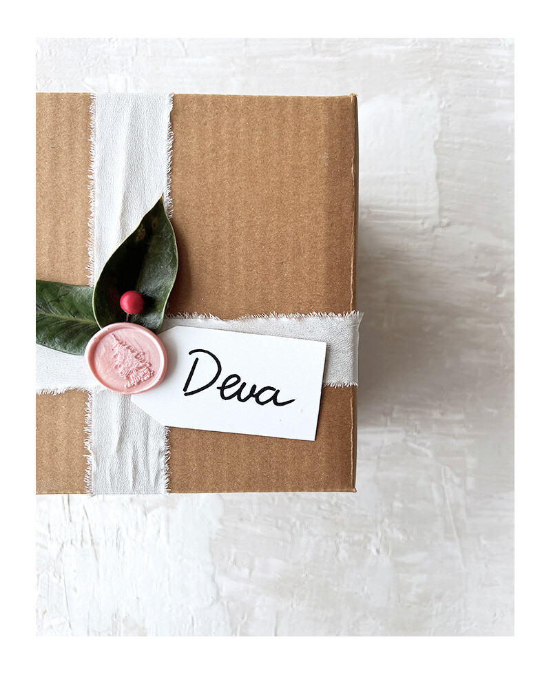 Weißer Geschenkanhänger mit Fase