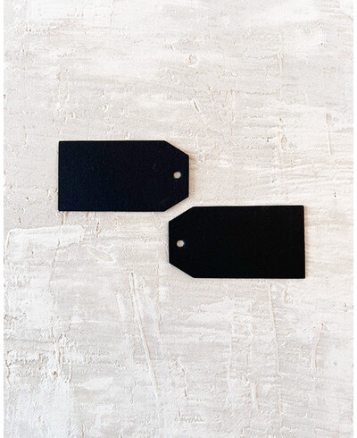 Black chamfer labels