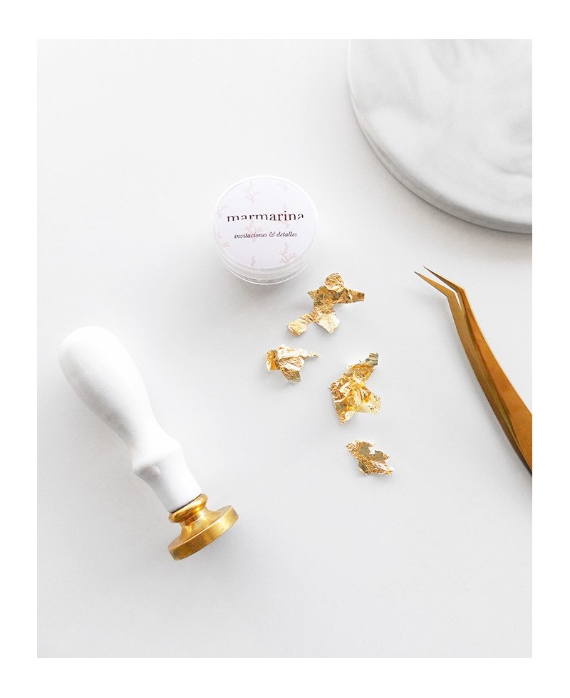 Gold flakes for decorating stamps Gold flakes for decorating stamps