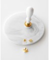 Place seal on sealing wax