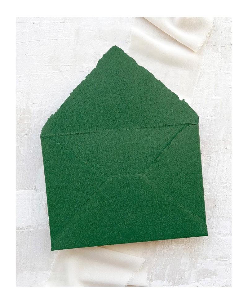 Enveloppe artisanale vert foncé Enveloppe artisanale vert foncé
