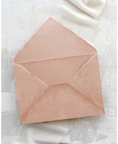Envelope artesanal rosa em pó
