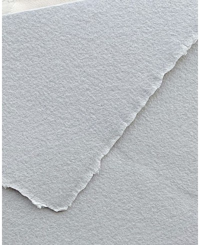 Envelopes feitos à mão cinzentos para casamentos