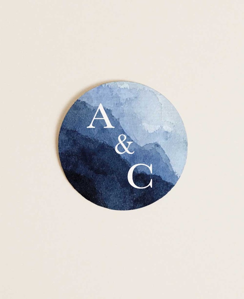 Circular sticker for wedding details from the sailor collection Circular sticker for wedding details from the sailor collection