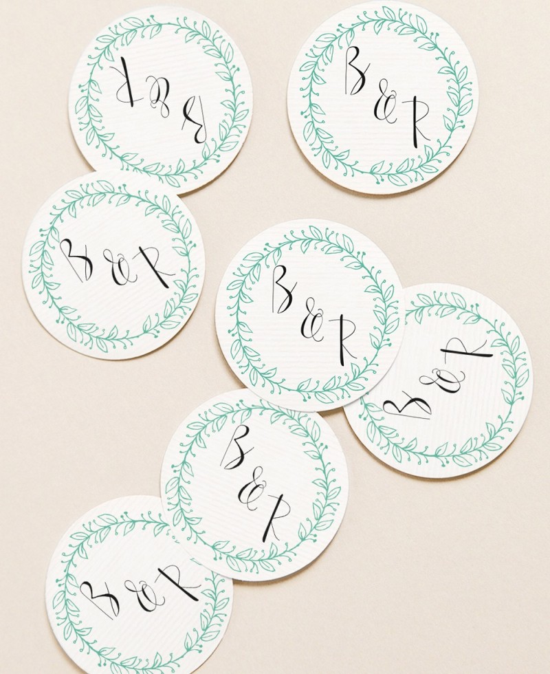 Autocollants ronds pour des cadeaux de mariage minimalistes Autocollants ronds pour des cadeaux de mariage minimalistes