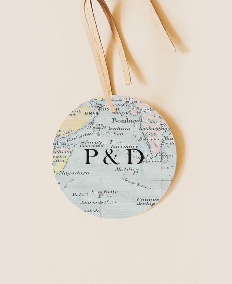 Étiquette ronde pour les détails du mariage carte de collection