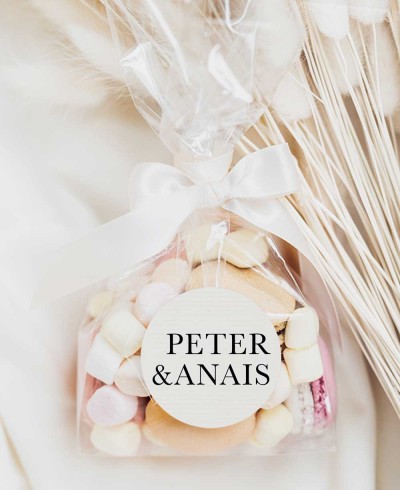 Round sticker for wedding gifts minimal collection